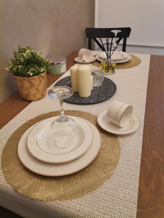 Appartamento Apartament Unirii Bucarest Esterno foto