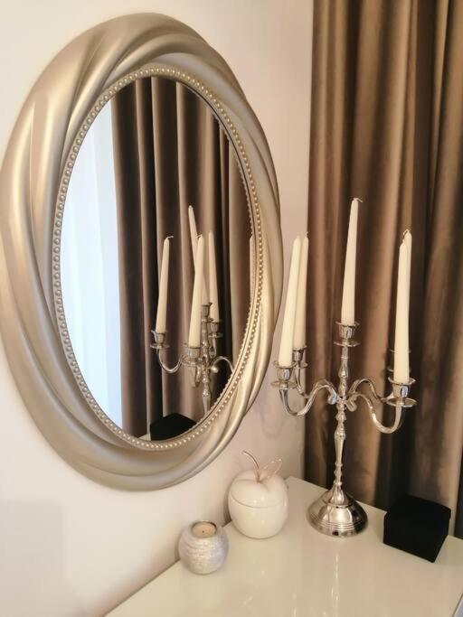 Appartamento Apartament Unirii Bucarest Esterno foto