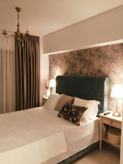 Appartamento Apartament Unirii Bucarest Esterno foto