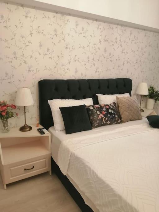 Appartamento Apartament Unirii Bucarest Esterno foto